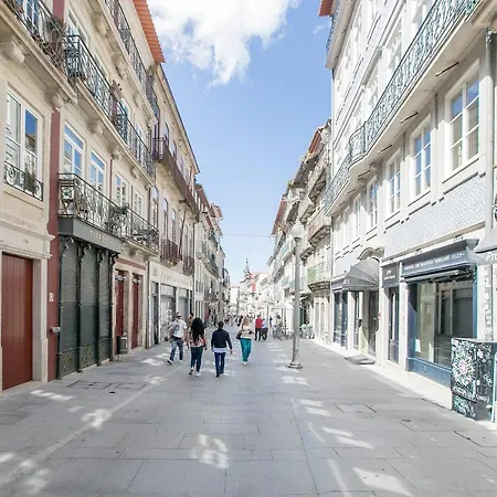 Flores Plaza By Lovelystay Lägenhet *