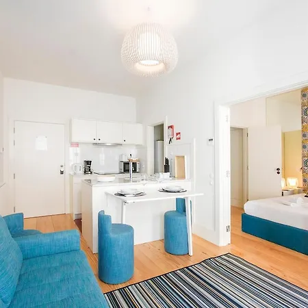 Apartment Flores Charming Studio W Balcony By Lovelystay *