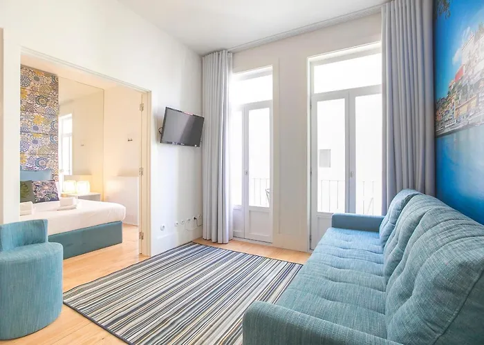 Flores Plaza By Lovelystay