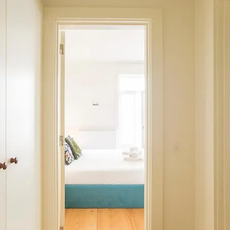 Apartamento Flores Plaza By Lovelystay